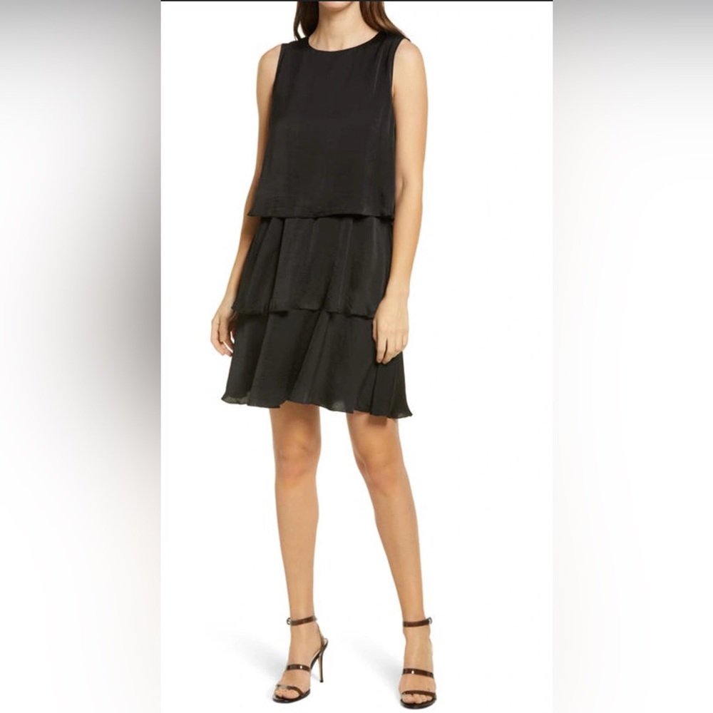 Sam Edelman Black Tiered Popover Shift Dress Size 8